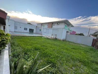 Casa com 2 Quartos à venda, 66m² no Barra do Saí, Itapoá