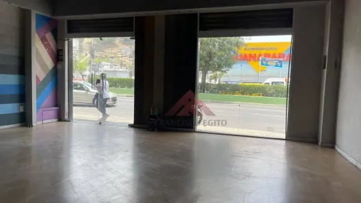 Ponto Comercial à venda, 90m² no Centro, Niterói