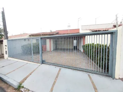 Casa com 3 Quartos para alugar, 143m² no Vila José Bonifácio, Araraquara