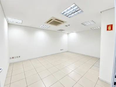Sala Comercial com 1 Quarto para alugar, 28m² no Tristeza, Porto Alegre