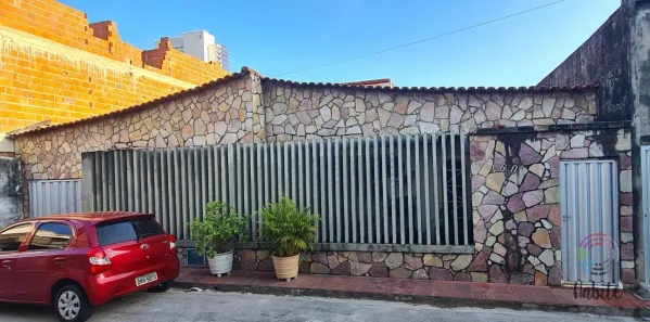 Casa com 6 Quartos à venda, 528m² no Cidade 2000, Fortaleza