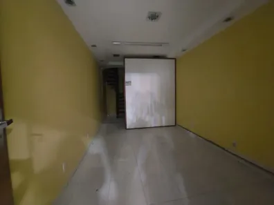 Ponto Comercial para alugar, 50m² no Várzea, Teresópolis