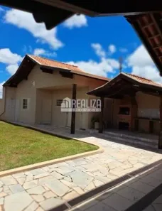 Casa com 3 Quartos à venda, 268m² no Jardim Amélia, Uberaba