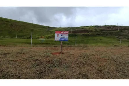 Lote/Terreno à venda, 252m² no Guaçuí, Guaçuí