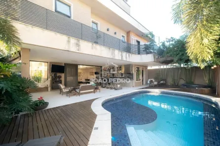 Casa de Condomínio com 3 Quartos à venda, 490m² no Quiririm, Taubaté