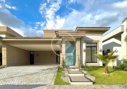 Casa de Condomínio com 3 Quartos à venda, 250m² no Condomínio Florais Itália, Cuiabá