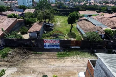 Lote/Terreno à venda, 326m² no Jangurussu, Fortaleza