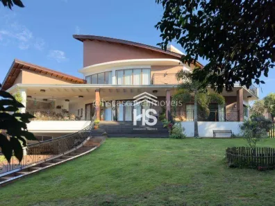 Casa com 5 Quartos para venda ou aluguel, 700m² no Centro, Cascavel