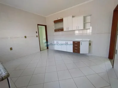 Casa com 3 Quartos para alugar, 150m² no João Aranha, Paulínia