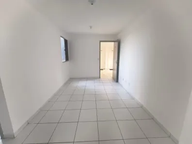 Apartamento com 2 Quartos à venda, 60m² no Benedito Bentes, Maceió