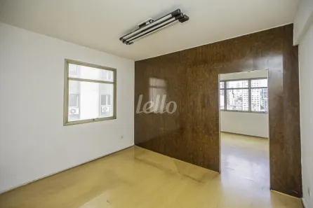 Sala Comercial para alugar, 50m² no Liberdade, São Paulo