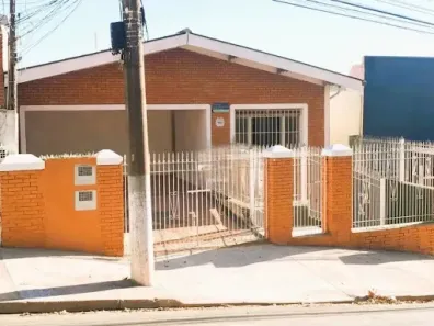 Casa com 5 Quartos à venda, 210m² no Vila Georgina, Campinas