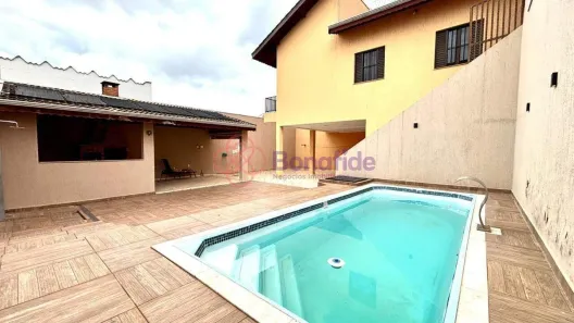 Casa com 3 Quartos à venda, 237m² no Jardim Florestal, Jundiaí
