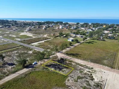 Lote/Terreno à venda, 300m² no Arpoador, Balneário Arroio do Silva