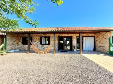 Casa com 3 Quartos à venda, 130m² no Rainha do Mar, Xangri-Lá