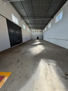 Galpão/Depósito/Armazém para alugar, 456m² no Distrito Industrial Antônio Della - Torre, Franca