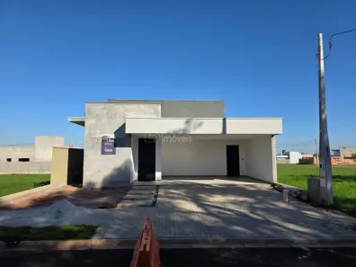 Casa de Condomínio com 3 Quartos à venda, 158m² no Centro, Araraquara