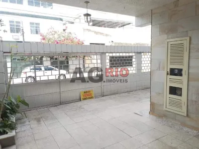 Casa com 5 Quartos à venda, 209m² no Guadalupe, Rio de Janeiro