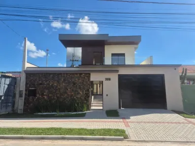 Sobrado com 3 Quartos à venda, 350m² no Iguaçu, Araucária