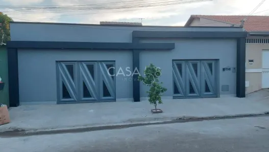 Casa com 3 Quartos à venda, 180m² no Jardim Itaipu, Goiânia