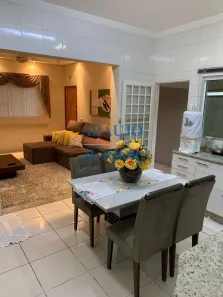 Sobrado com 3 Quartos à venda, 133m² no Parque Residencial Jaguari, Americana