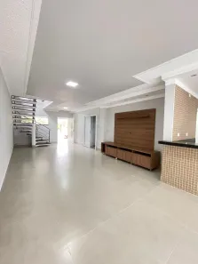 Casa com 3 Quartos para alugar, 226m² no Piracicamirim, Piracicaba