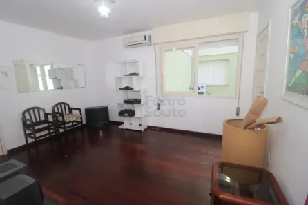 Apartamento com 2 Quartos para alugar, 75m² no Centro, Pelotas