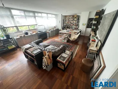 Apartamento com 3 Quartos à venda, 140m² no Higienópolis, São Paulo