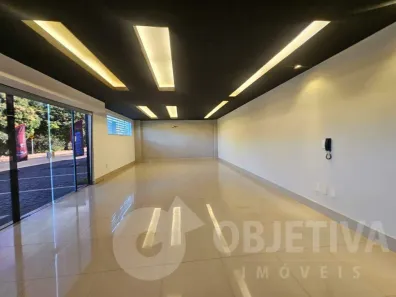 Ponto Comercial para alugar, 335m² no Daniel Fonseca, Uberlândia