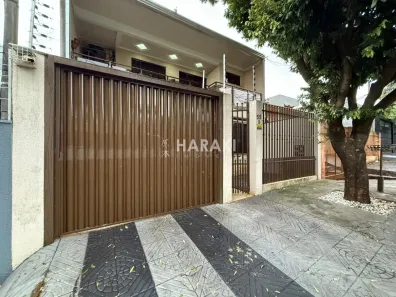 Sobrado com 3 Quartos à venda, 186m² no Jardim Novo Oásis, Maringá