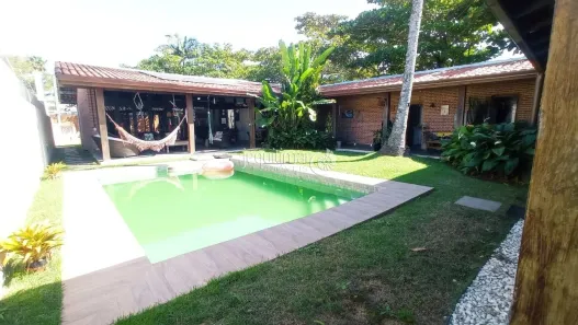 Casa com 5 Quartos à venda, 323m² no Balneário Praia do Pernambuco, Guarujá