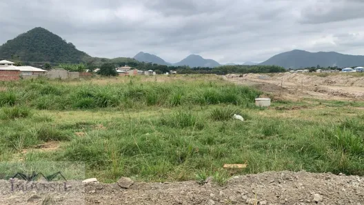 Lote/Terreno à venda, 242m² no Itapeba, Maricá