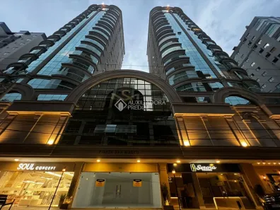 Apartamento com 5 Quartos à venda, 259m² no Meia Praia, Itapema