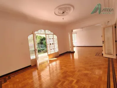 Casa com 5 Quartos à venda, 470m² no Lourdes, Belo Horizonte