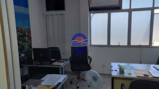 Sala Comercial à venda, 28m² no Centro, Macaé