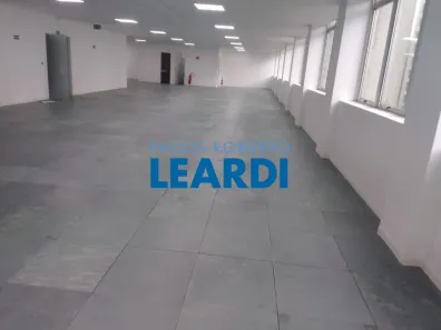 Sala Comercial para alugar, 340m² no Cerqueira César, São Paulo