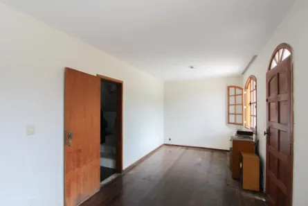 Casa com 4 Quartos à venda, 291m² no Alípio de Melo, Belo Horizonte