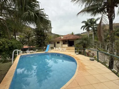 Fazenda/Sítio com 4 Quartos à venda, 408m² no Fontesville, Juiz de Fora