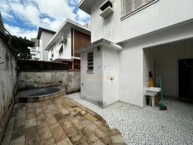 Sobrado com 3 Quartos à venda, 179m² no Ponta da Praia, Santos