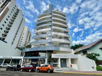 Apartamento com 2 Quartos para alugar, 80m² no Centro, Chapecó