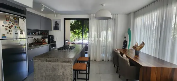 Casa com 3 Quartos à venda, 129m² no Campeche, Florianópolis