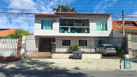 Casa com 9 Quartos à venda, 320m² no Santa Cândida, Curitiba