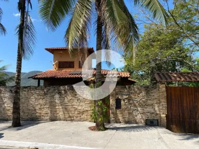 Casa com 3 Quartos à venda, 470m² no Serra Grande, Niterói