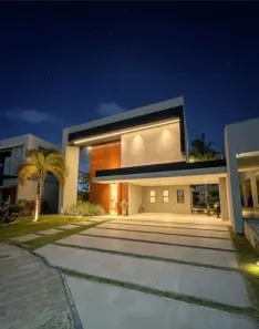Casa de Condomínio com 4 Quartos para venda ou aluguel, 350m² no Centro, Eusébio