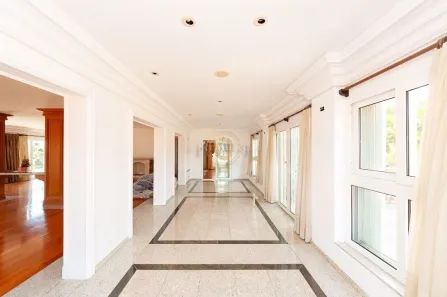 Casa com 4 Quartos para alugar, 1067m² no Vista Alegre, Curitiba
