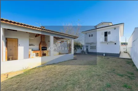 Sobrado com 4 Quartos à venda, 263m² no Parque Santo Antônio, Jacareí
