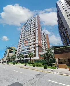 Apartamento com 2 Quartos para alugar, 97m² no Centro, Florianópolis