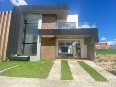 Sobrado com 4 Quartos à venda, 210m² no Centro, Petrolina