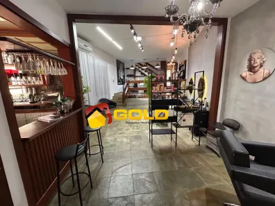 Casa com 4 Quartos à venda, 282m² no Fundinho, Uberlândia