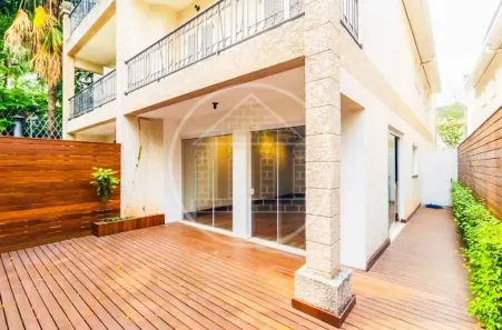 Sobrado com 3 Quartos à venda, 300m² no Jardim Viana, São Paulo